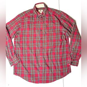 WOOLRICH FLANNEL BUTTON DOWN MENS SIZE‎ Medium 100% Cotton Red Plaid Long Sleeve